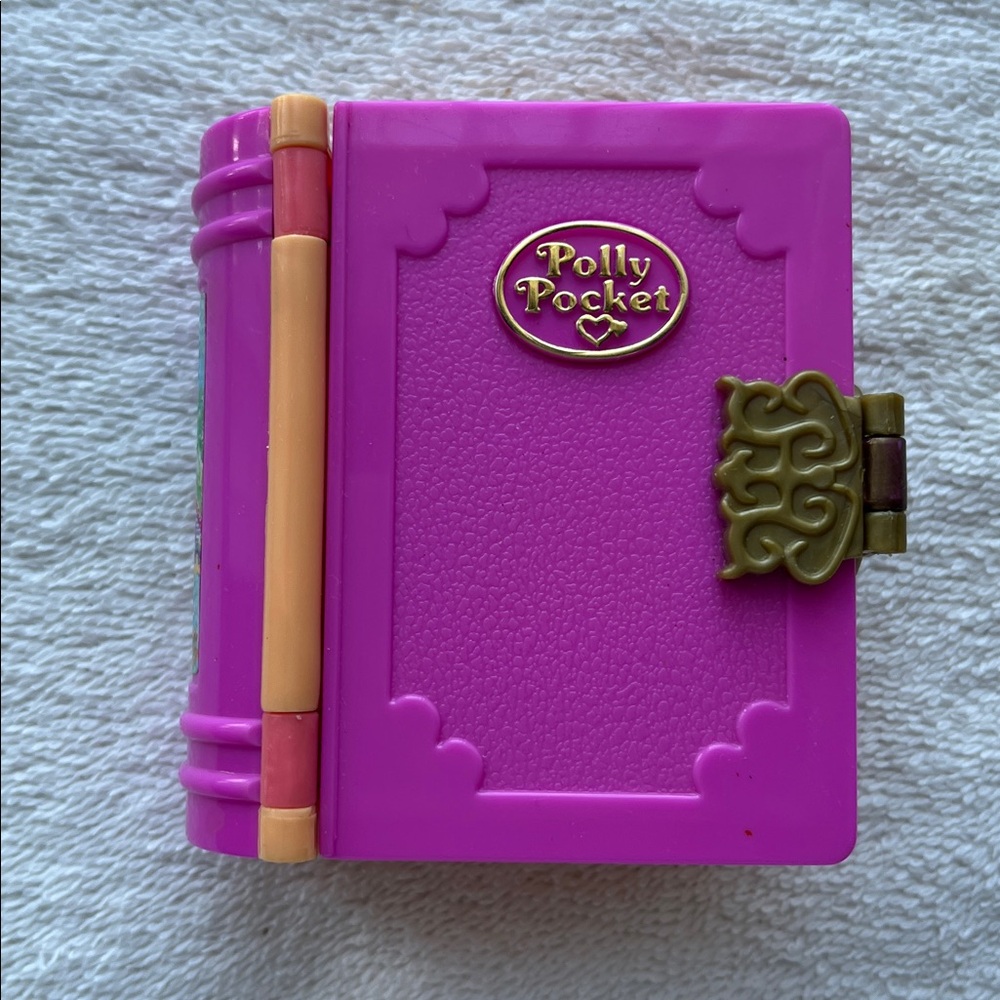 Blue Bird Pink Storybook Playset vintage